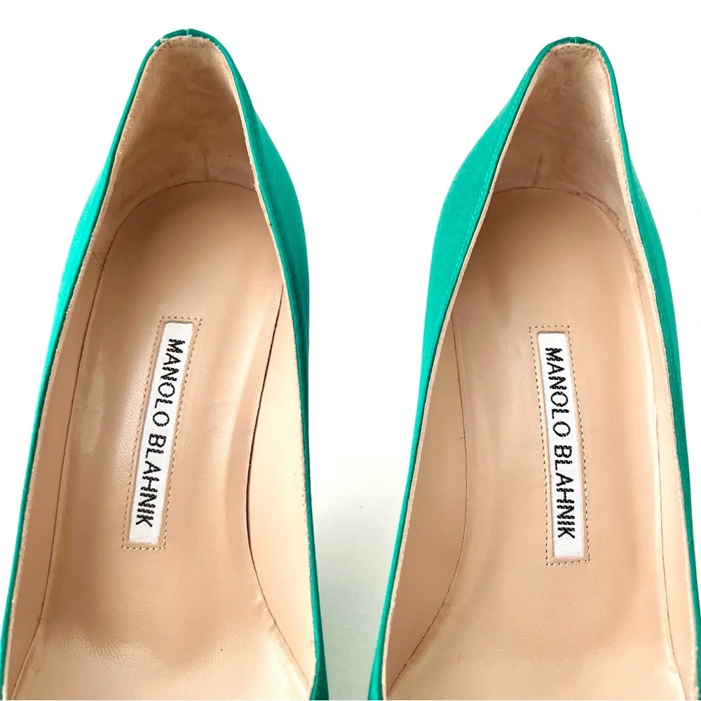 MANOLO BLAHNIK | Emerald Green Satin Jewel Buckle Crystal Pumps Heels US 6 EU 36 - Picture 8 of 15
